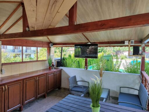 Outdoor Kitchen Pavilion