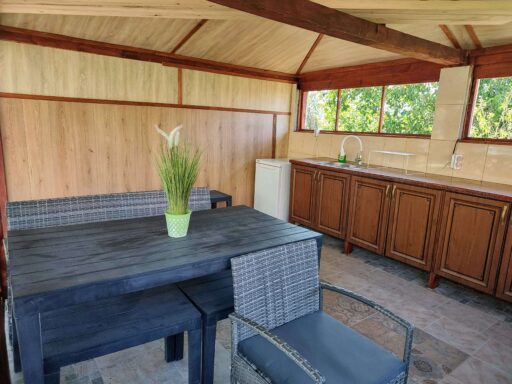 Outdoor Kitchen Pavilion