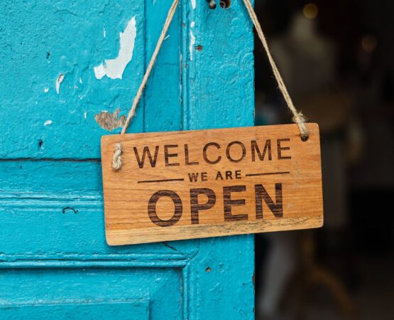 drevené uvítacie značenie